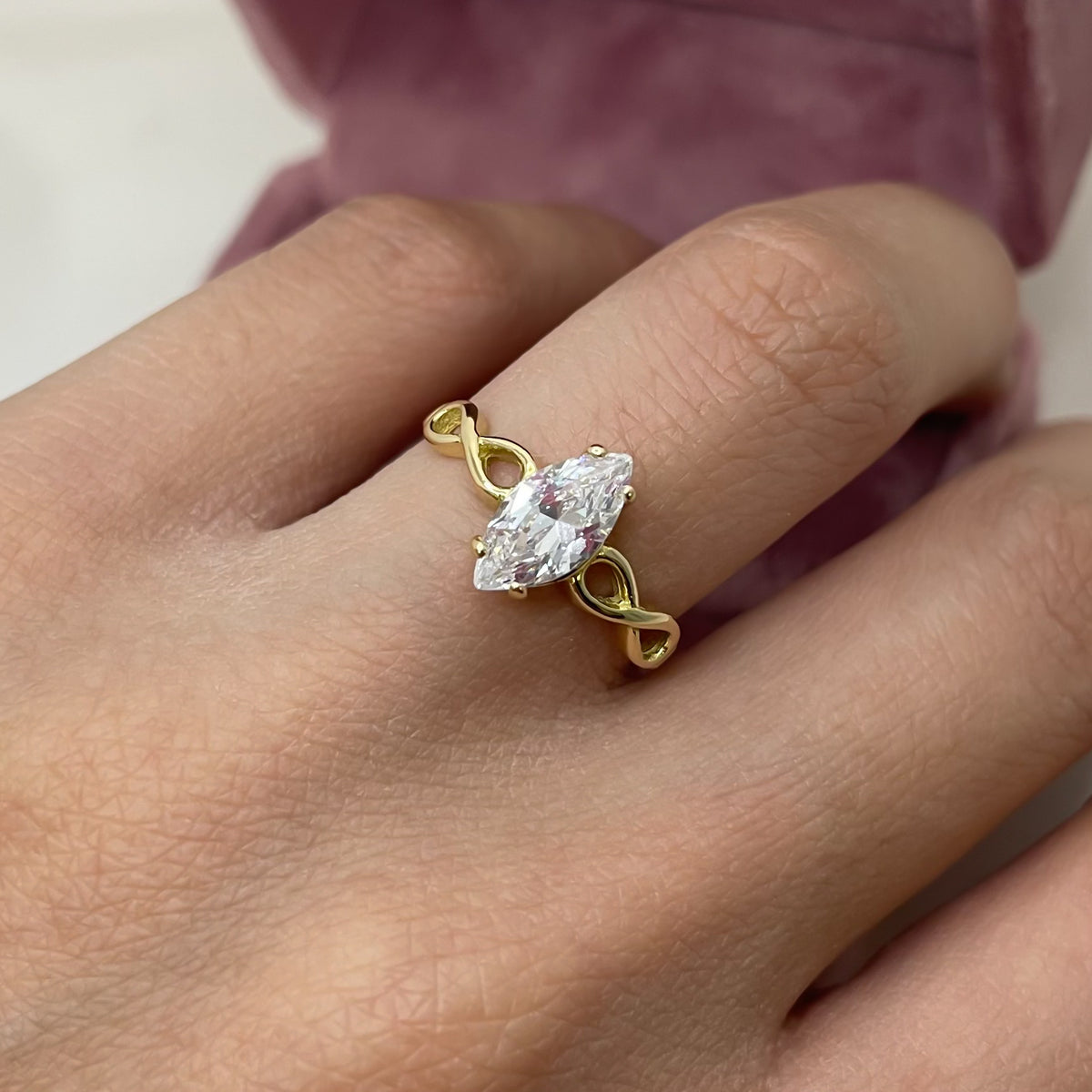 Anillo piedra Oval