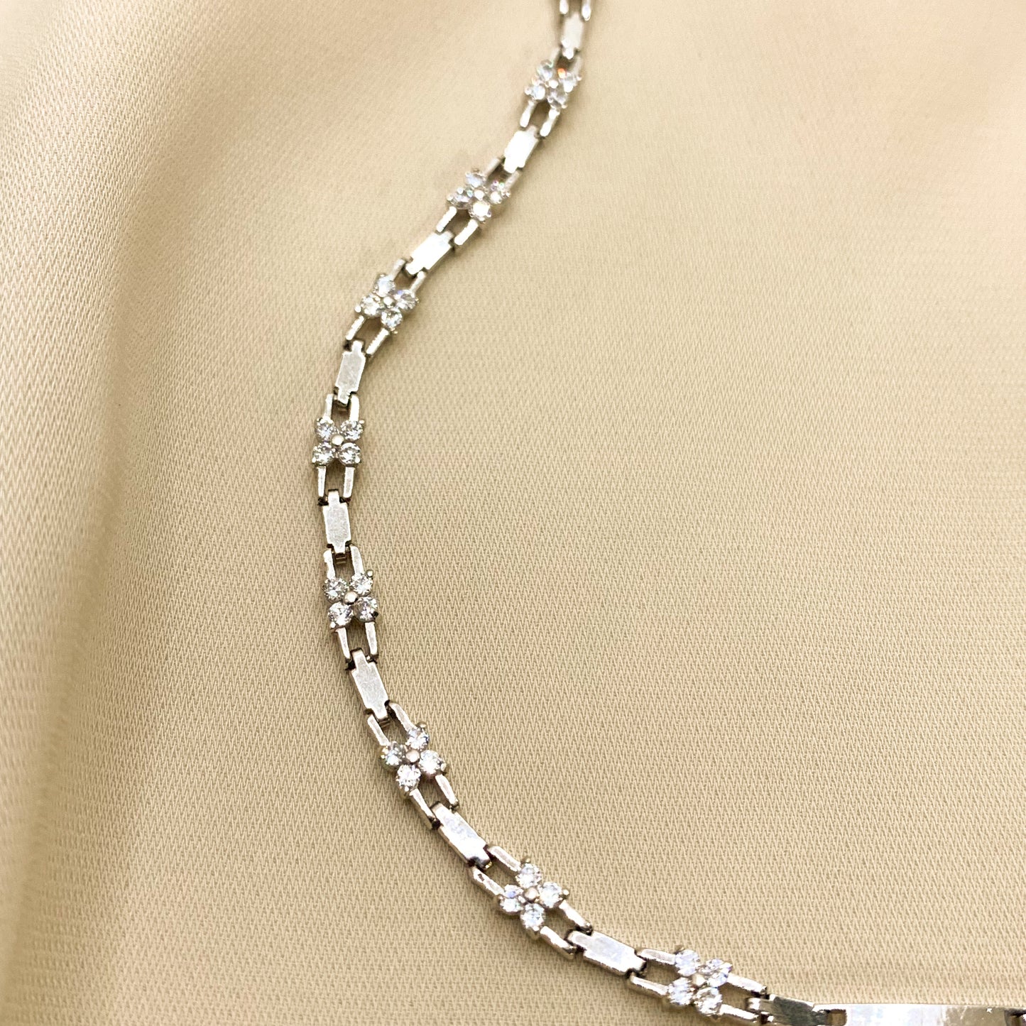 Pulsera en Oro Blanco 18K-Italy