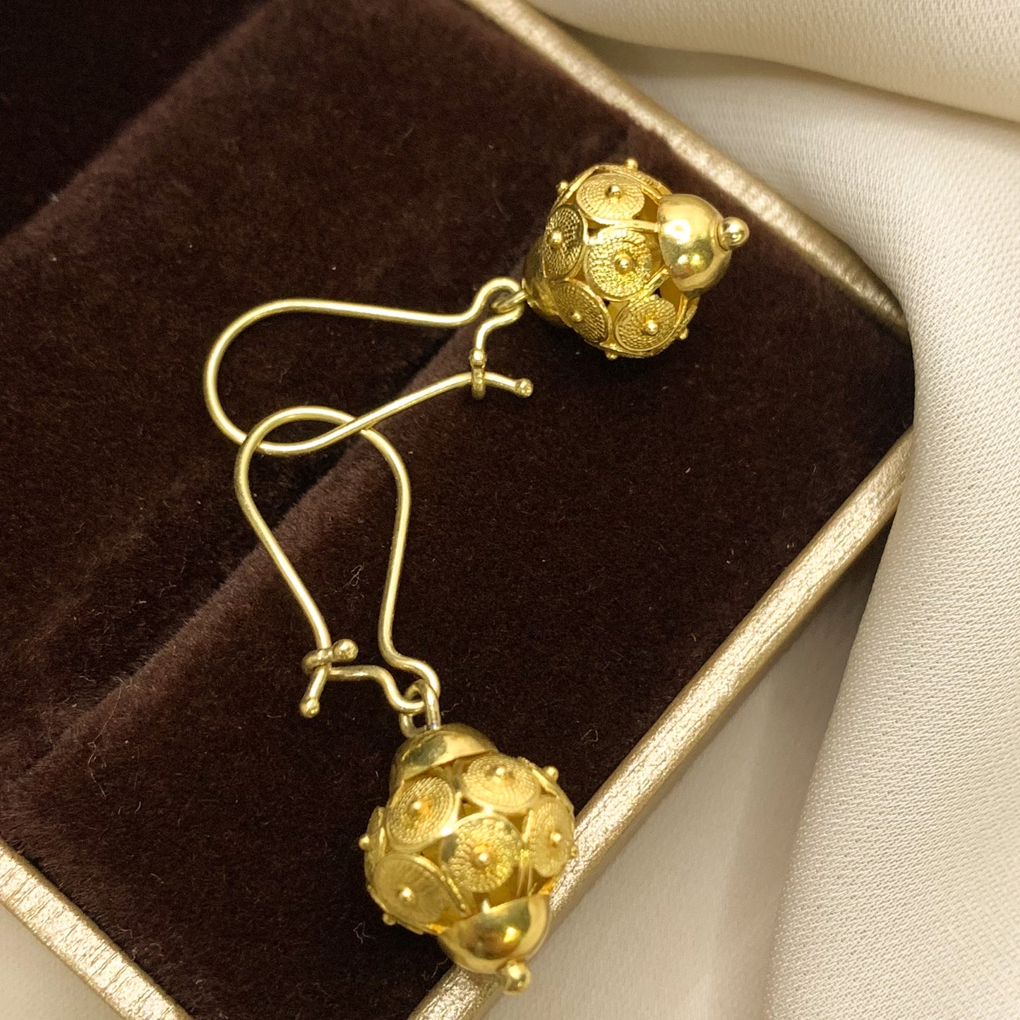 Aro Kambuchi Colgante-Oro 18k Filigrana