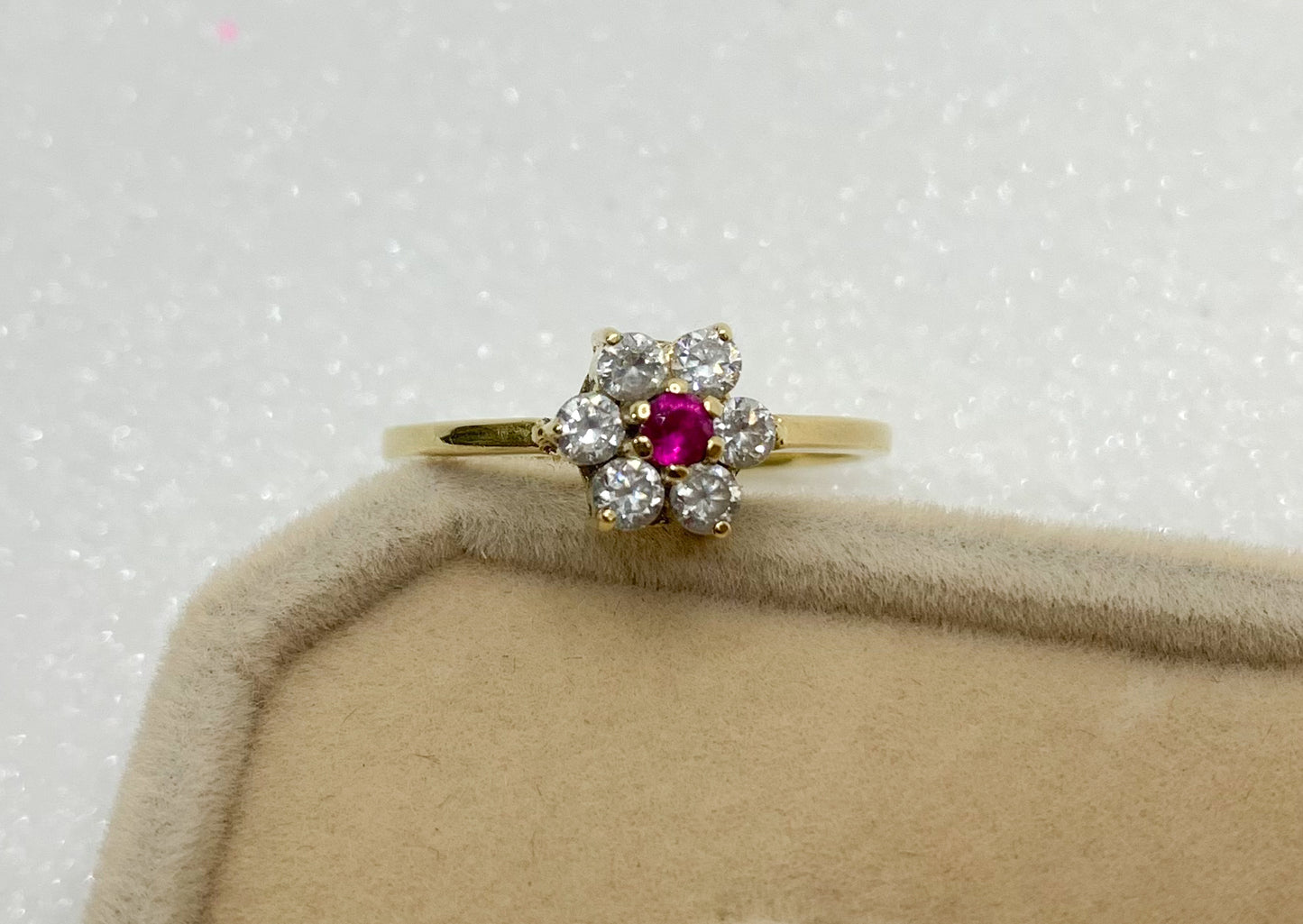 Anillo Roseta Magenta