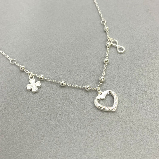 Gargantill con colgantes