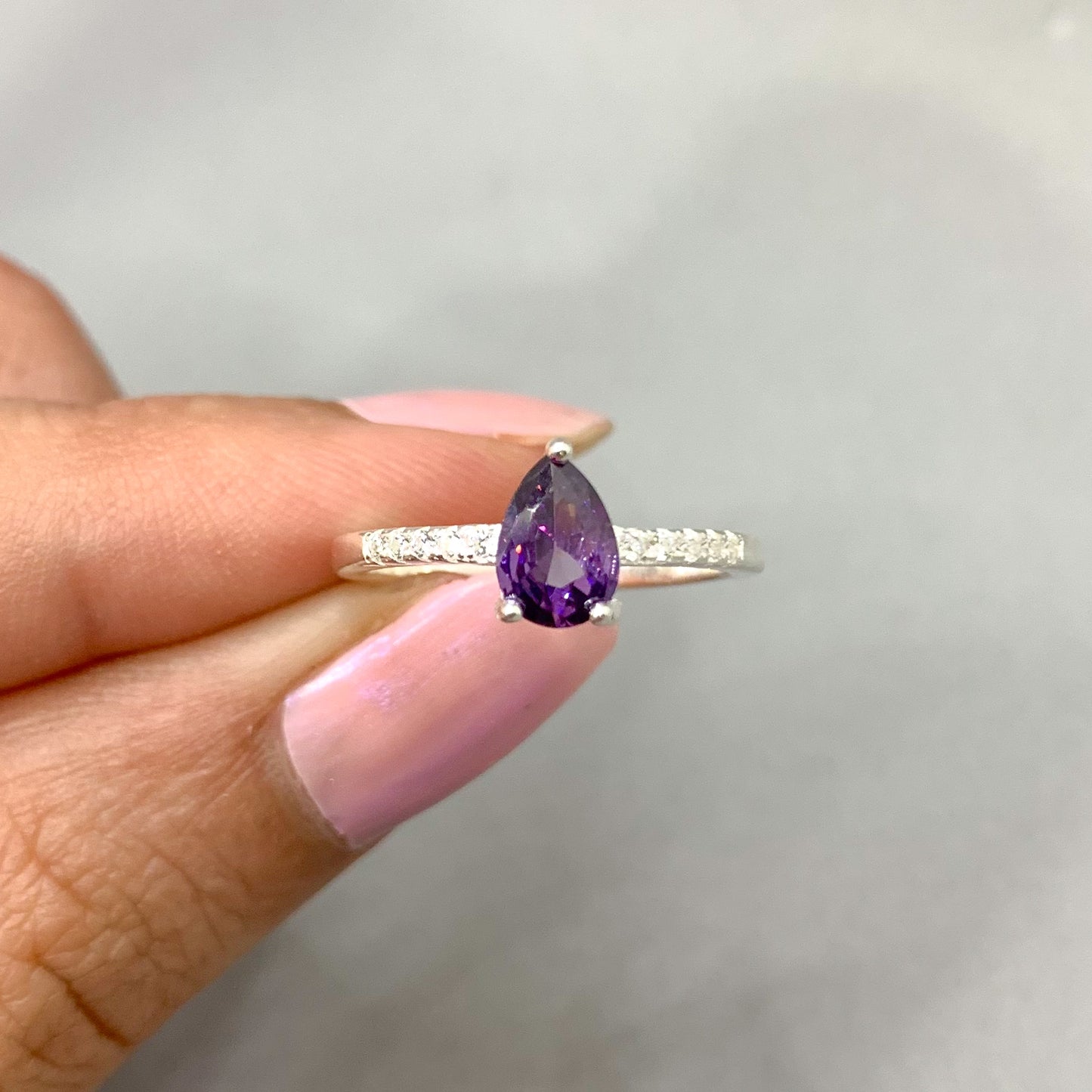 Anillo gota Violeta