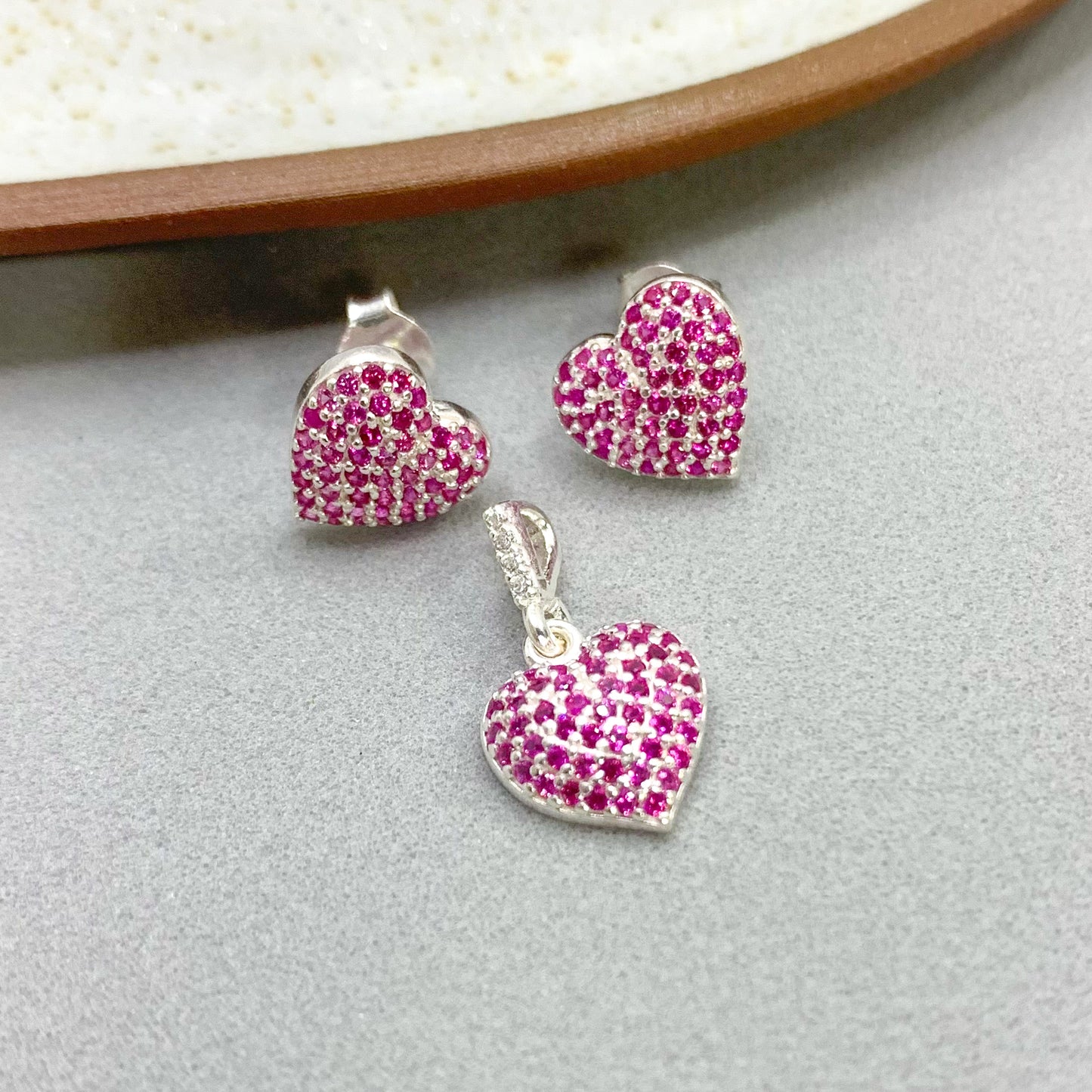 Conjunto Corazón Fucsia