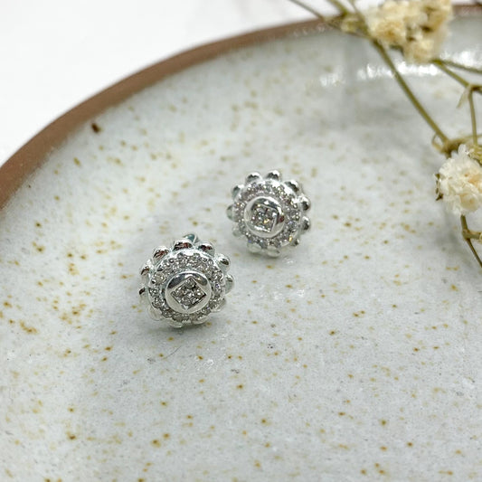 Aro en Plata con Piedras Circones