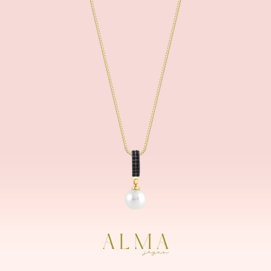 Gargantilla de circonita negra con perla de concha de 7 mm, bañada en oro